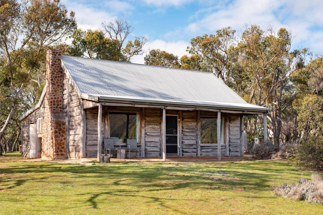 Grampians Pioneer Cottages Halls Gap Exterior photo